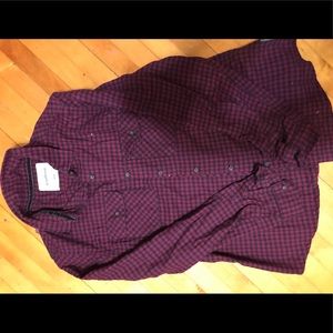 WindRiver long sleeve Flannel Button up shirt